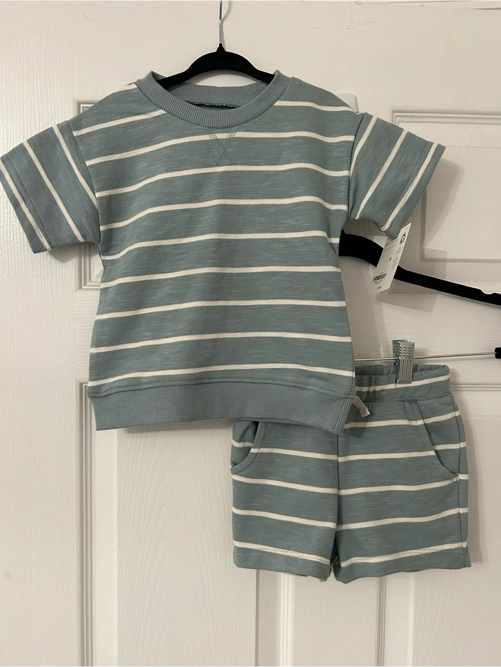 Bundle - NWT - 4 warm weather outfits - 2T/24mo